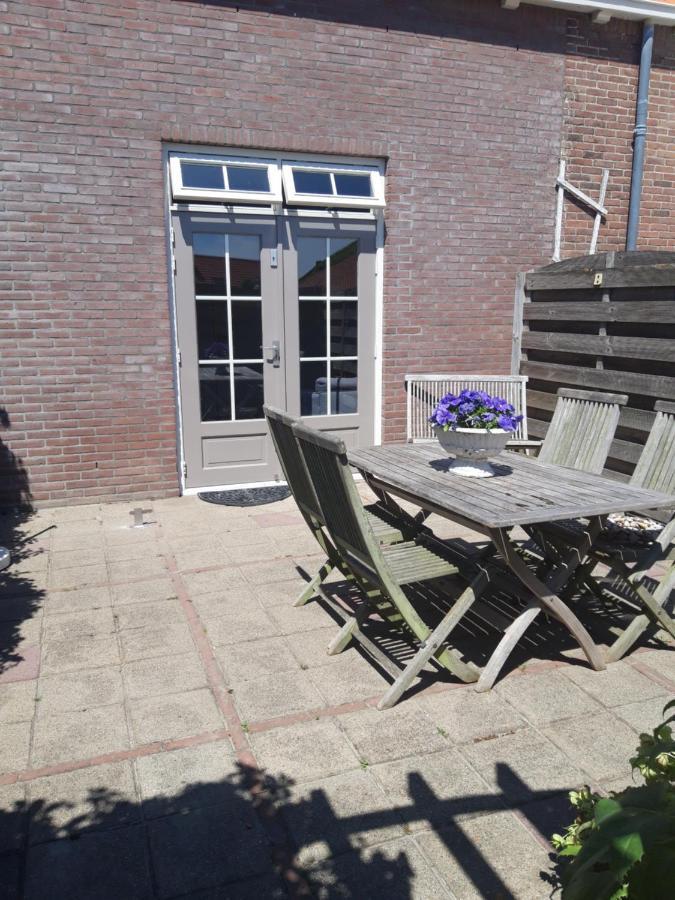 Vakantiewoning 100M Van Het Strand Met 1 Slaapkamer 韦斯特卡佩勒 外观 照片